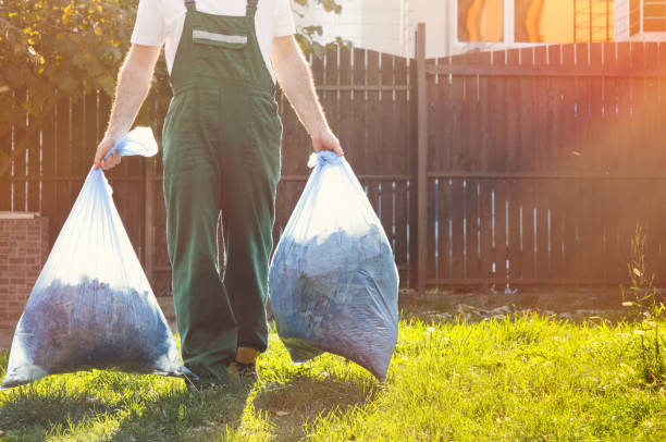 Best Yard Cleanup Services  in Menomonee Falls, WI